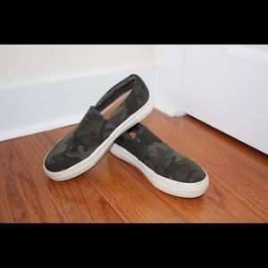 Steve Madden slip-on sneakers